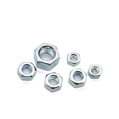 Vendez des boulons et des écrous hexagonaux galvanisés de qualité 8.8 longueur 10mm-500mm pour vos besoins