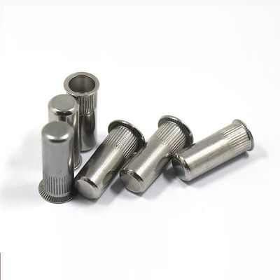1-3.5 Noix de rivets en acier inoxydable en acier au carbone pour une fixation durable