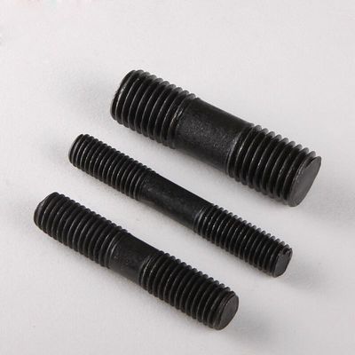 Boulons à filetage à double extrémité en acier au carbone à haute traction de taille personnalisée pour l'industrie