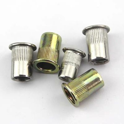 Nuts de rivets en acier au carbone certifiés ISO9001 2015 M4/5/6/8/10/12 avec tête contre-enfoncée