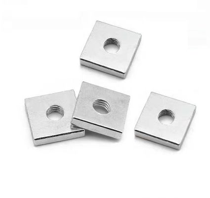 Zinc blanc M5-M72 DIN 562 carré écrousse mince pour une connexion en acier inoxydable au carbone fort