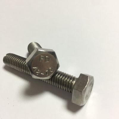 M30 Ensemble de boulons et écrous hexagénaires de haute traction de qualité 8.8 en acier au carbone/inoxydable