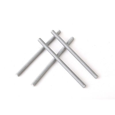 L'acier au carbone de qualité 4.8/8.8/10.9/12.9