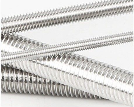 Acier au carbone oxyde noir direct simple DIN938 boulons de fer à plomb vis avec finition en zinc