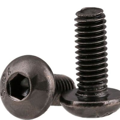 Pièces non standard de précision Service OEM Bouton hexagonale de prise de tête de vis ISO 7380 Finition simple