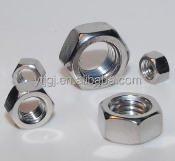 Métrique M4-M52 Noix hexagénaires en acier au carbone et en acier inoxydable pour diverses applications