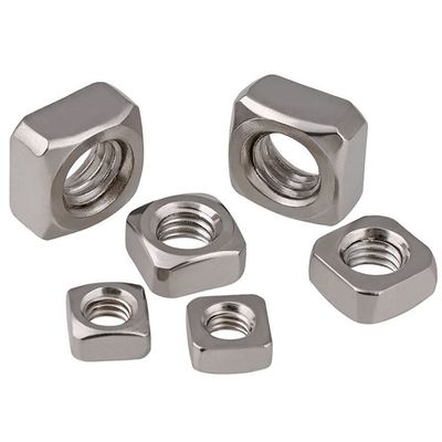 Métrique M3-M12 304 en acier inoxydable Noix de soudage à quatre coins DIN928 Fermeture de soudage à pas de haute résistance