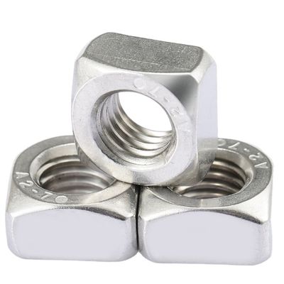 Métrique M3-M12 304 en acier inoxydable Noix de soudage à quatre coins DIN928 Fermeture de soudage à pas de haute résistance