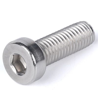 L'oxyde noir est un hexagone à prise mince et une tête mince.